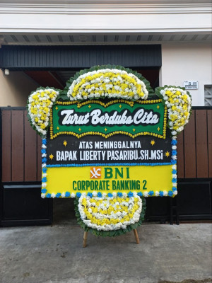 Papan Bunga Duka di Gedepangrango