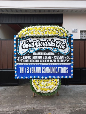 Papan Bunga Duka di Gedepangrango